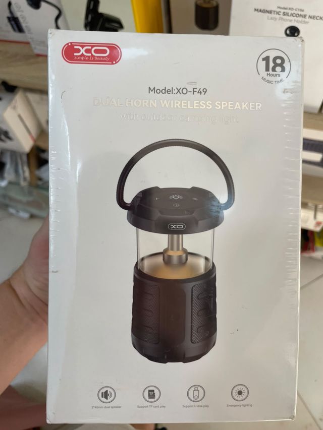 Lanterne Camping avec Enceinte Bluetooth XO-F49